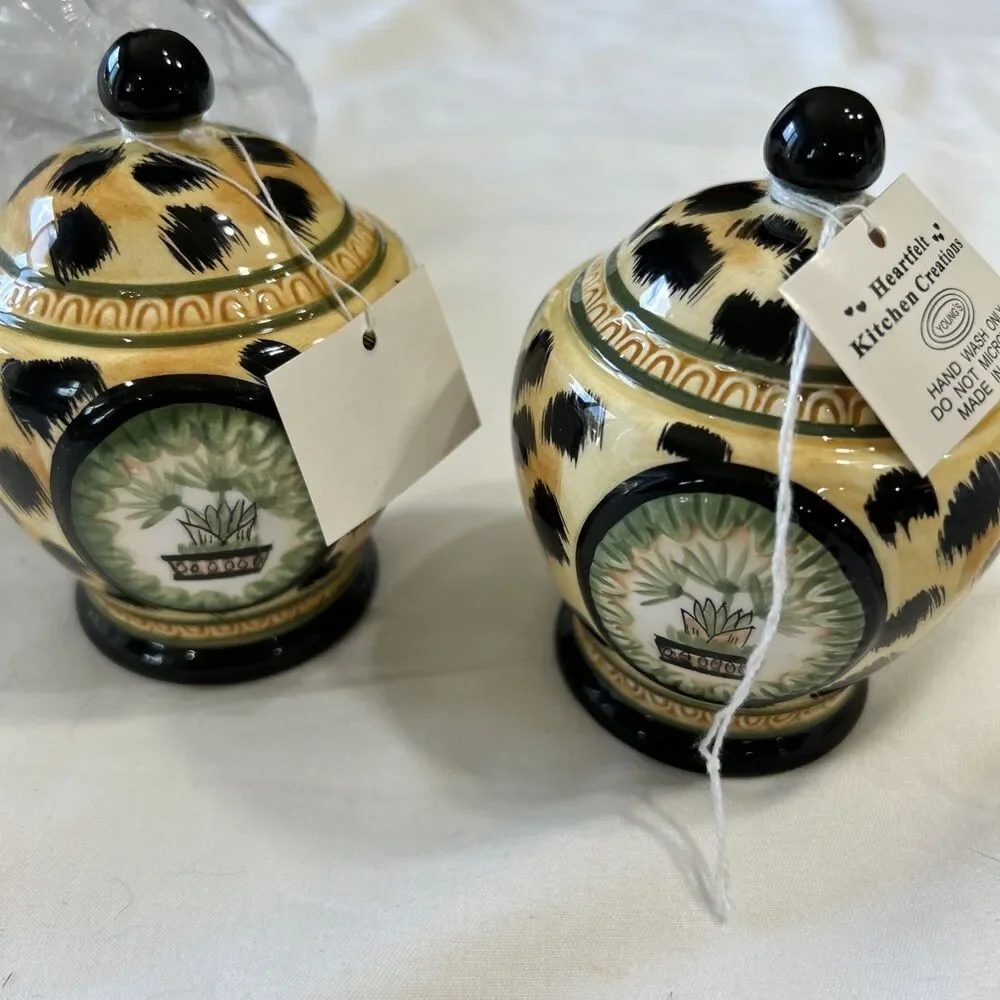 Safari Leopard Salt And Pepper Shaker Set Tropical Orange Black Ceramic 4x3”